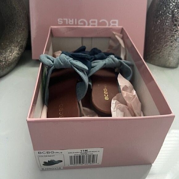 NIB BCBG Girls Caden Denim Bow Strap Slide Sandals shoes Size 12 - Picture 7 of 7